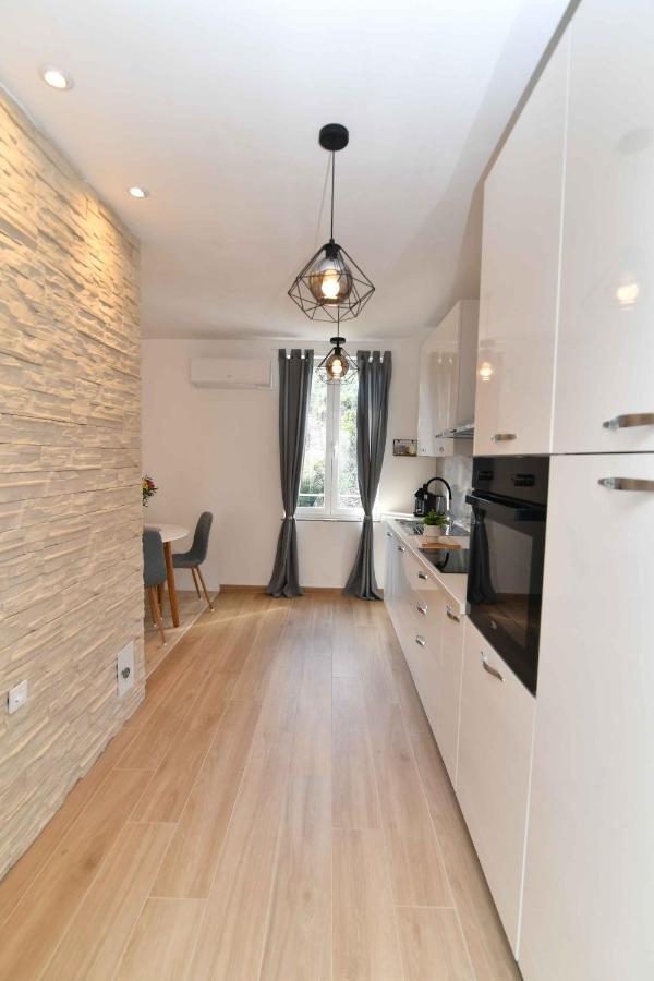 Apartman Leona Lovran Ngoại thất bức ảnh