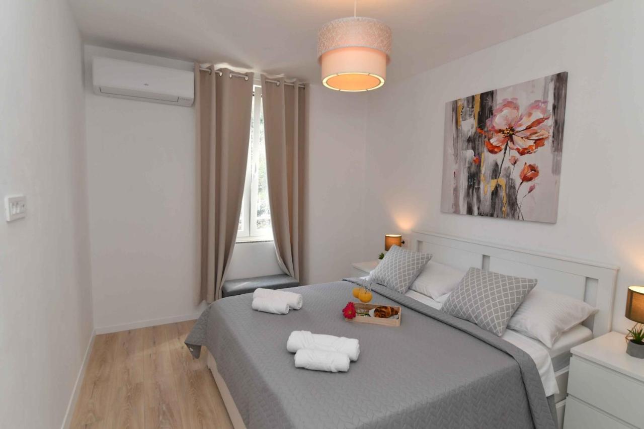 Apartman Leona Lovran Ngoại thất bức ảnh