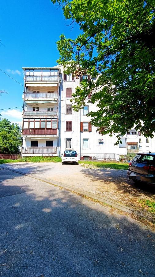 Apartman Leona Lovran Ngoại thất bức ảnh