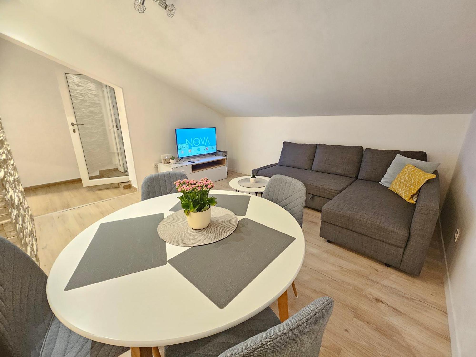 Apartman Leona Lovran Ngoại thất bức ảnh